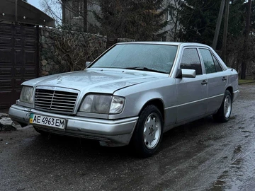 Авто Mercedes W124 1995 № 8388076