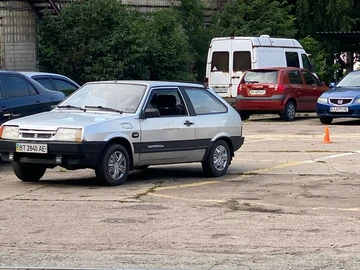 Авто ВАЗ 21083 1986 № 8388085