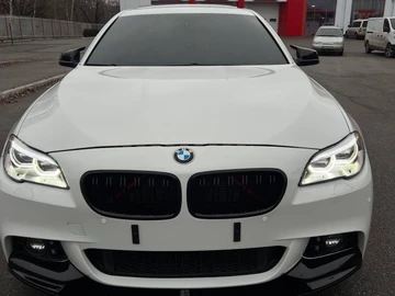 Авто BMW 5 Серия 2012 № 8388202