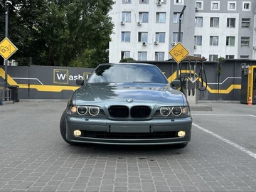 Авто BMW 5 Серия 2002 № 8388574