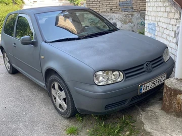 Авто Volkswagen Golf 1998 № 8388928