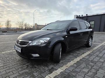 Авто KIA Cee X27 D 2010 № 8388934