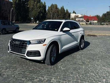 Авто Audi Q5 2020 № 8389047