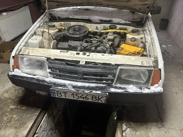 Авто ВАЗ 2109 1989 № 8389052