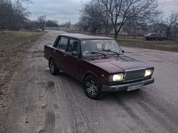 Авто ВАЗ 2107 2005 № 8389113