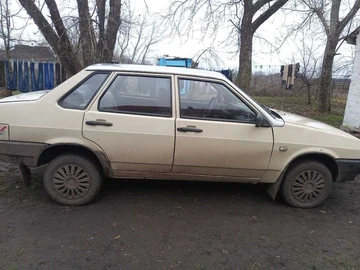 Авто ВАЗ 21099 1997 № 8389302