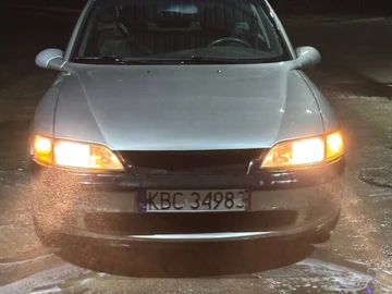 Авто Opel Vectra 1998 № 8389469