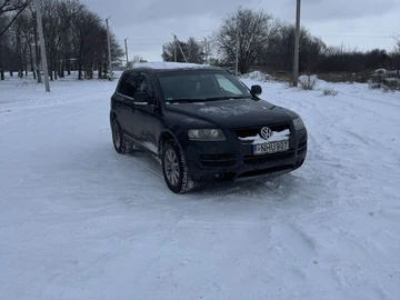 Авто Volkswagen Touareg 2005 № 8389517