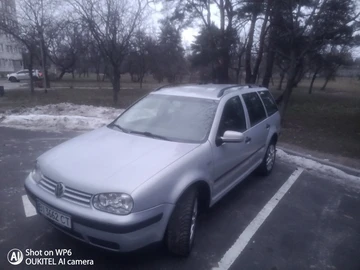 Авто Volkswagen Golf 2000 № 8389608