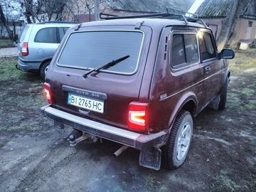 Авто ВАЗ 21214 2000 № 8389627