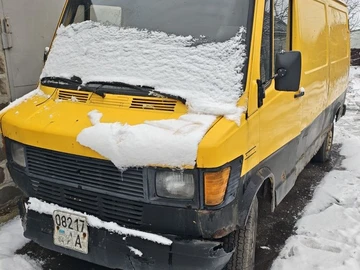 Авто Mercedes T-Mod  1987 № 8389825