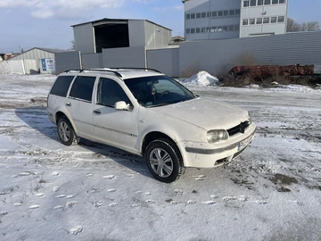 Авто Volkswagen Golf 2001 № 8389826