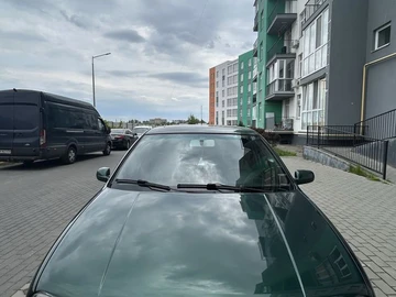 Авто Volkswagen Golf 2000 № 8389886