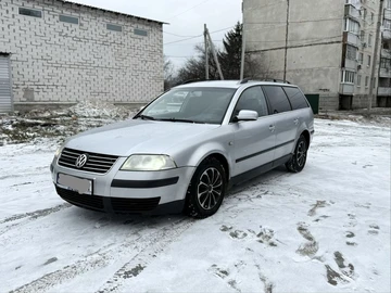 Авто Volkswagen Passat Variant 2004 № 8389935