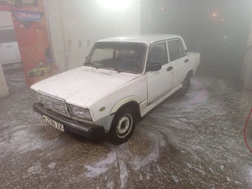 Авто ВАЗ 2105 1985 № 8390044