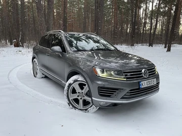 Авто Volkswagen Touareg 2014 № 8390086