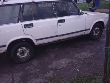 Авто ВАЗ 2104 1995 № 8390205
