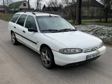 Авто Ford Mondeo 1994 № 8390264