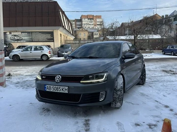 Авто Volkswagen Jetta 2012 № 8390347
