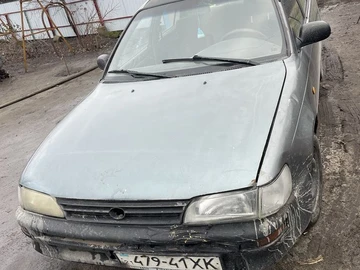 Авто Toyota Corolla 1996 № 8390483