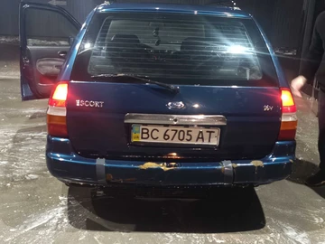 Авто Ford Escort 1996 № 8391272