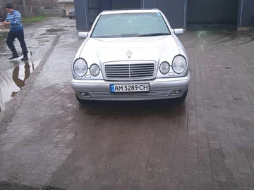 Авто Mercedes E Серия 1997 № 8391383