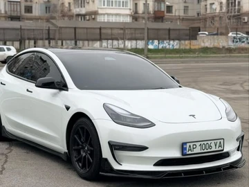 Авто Tesla Model 3 2022 № 8391386