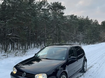 Авто Volkswagen Golf 1999 № 8391404