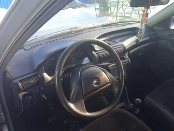 Авто Opel Astra 1992 № 8391569