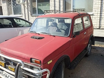 Авто ВАЗ 2121 1990 № 8391585