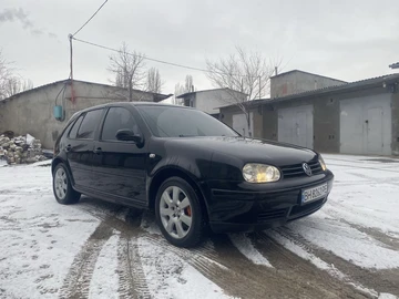 Авто Volkswagen Golf 2002 № 8391759
