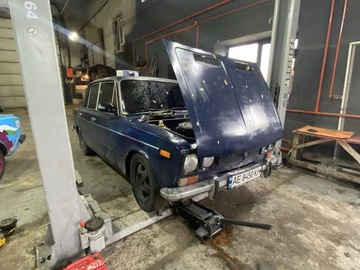 Авто ВАЗ 2103 1983 № 8392060