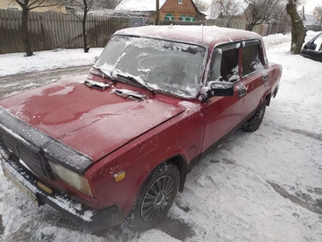 Авто ВАЗ 2107 1983 № 8392065