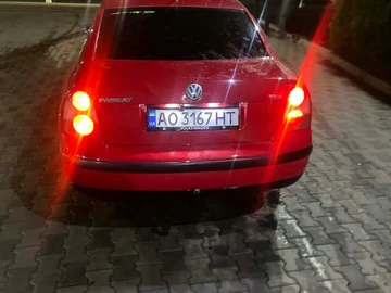 Авто Volkswagen Passat Variant 2001 № 8392086