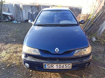 Авто Renault Laguna 2000 № 8392225