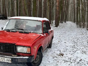 Авто ВАЗ 2107 1990 № 8392290