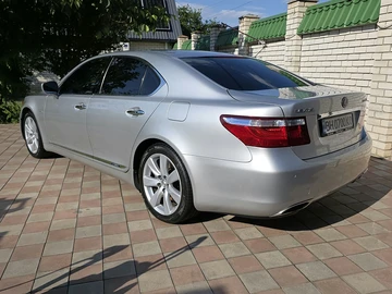 Авто Lexus Ls Серія 2007 № 8392328