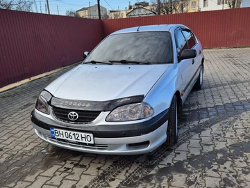 Авто Toyota Avensis 2002 № 8392334