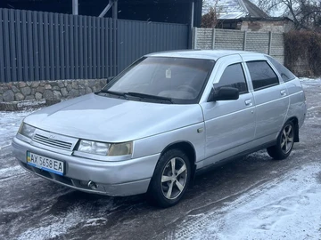 Авто ВАЗ 2112 2005 № 8392417