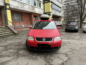 Авто Volkswagen Touran 2007 № 8392473