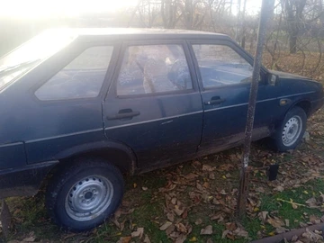 Авто ВАЗ 2109 1996 № 8392705