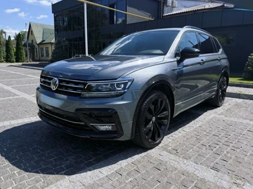 Авто Volkswagen Tiguan 2021 № 8392804