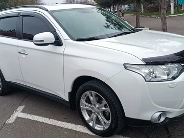 Авто Mitsubishi Outlander 2012 № 8392898