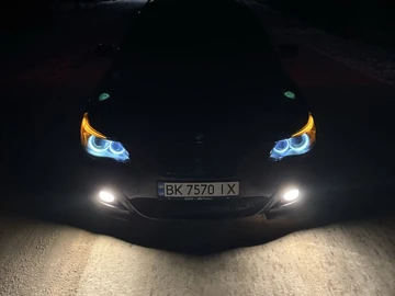 Авто BMW 5 Серия 2004 № 8393052