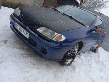 Авто Renault Megane 1995 № 8393083