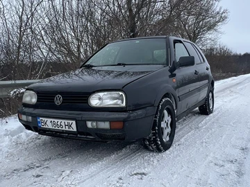 Авто Volkswagen Golf 1994 № 8393089