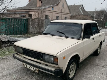 Авто ВАЗ 2105 1990 № 8393293