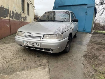 Авто ВАЗ 2110 2002 № 8393453