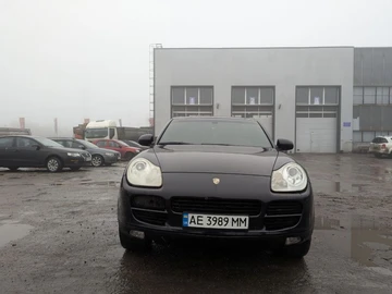Авто Porsche Cayenne 2006 № 8393667
