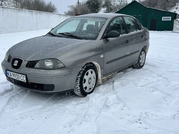 Авто SEAT Cordoba 2004 № 8393688